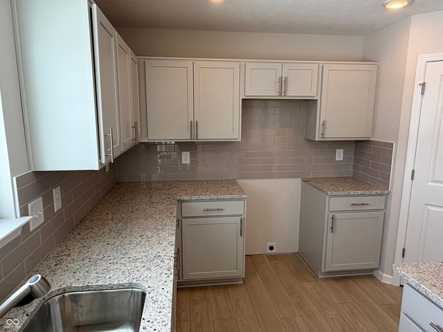 1122 Lake Drive, Kennard, IN 47351