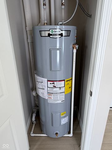 1122 Lake Drive, Kennard, IN 47351