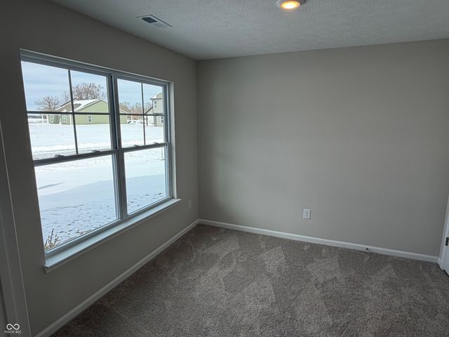 1122 Lake Drive, Kennard, IN 47351