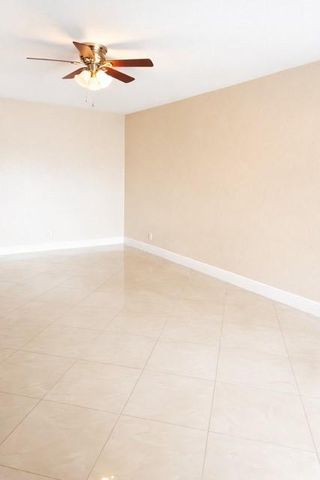 2077 E Bond Dr 2077, West Palm Beach, FL 33415