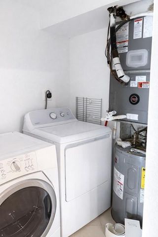 2077 E Bond Dr 2077, West Palm Beach, FL 33415