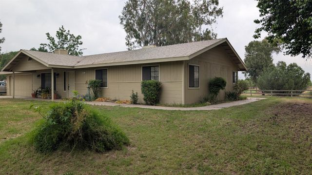 16627 Ida Road, Madera, CA 93636