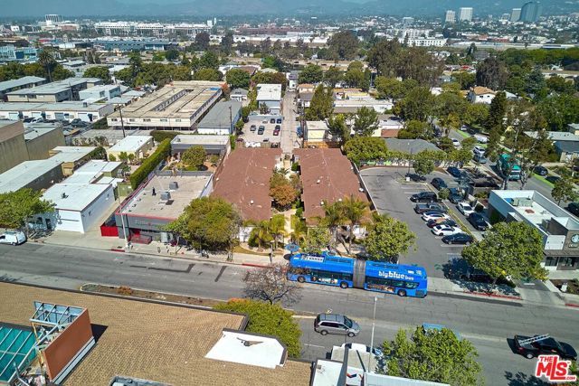 2711 Pico Boulevard, Santa Monica, CA 90405
