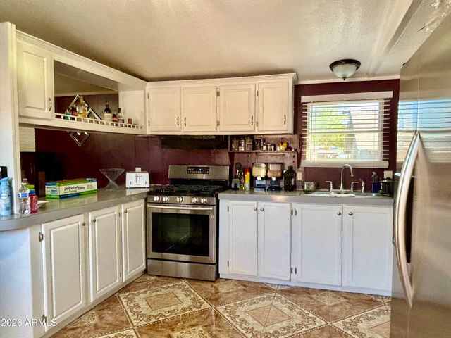 5484 N 43RD Avenue 5, Glendale, AZ 85301