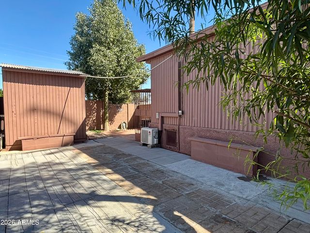 5484 N 43RD Avenue 5, Glendale, AZ 85301