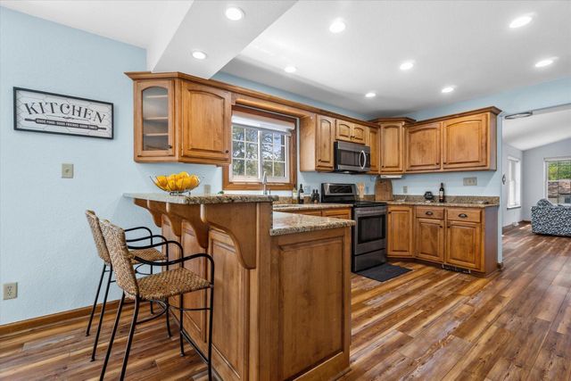 3957 S 58th STREET, Milwaukee, WI 53220