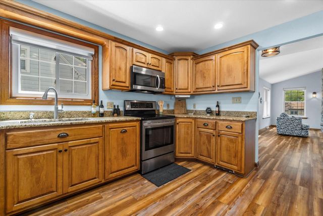 3957 S 58th STREET, Milwaukee, WI 53220