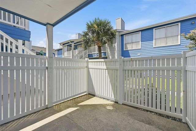 3506 Cove View Boulevard 801, Galveston, TX 77554