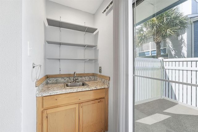 3506 Cove View Boulevard 801, Galveston, TX 77554
