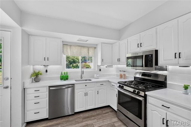 8954 Westhaven Court, Crestwood, MO 63126