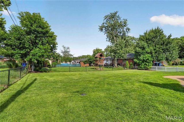8954 Westhaven Court, Crestwood, MO 63126