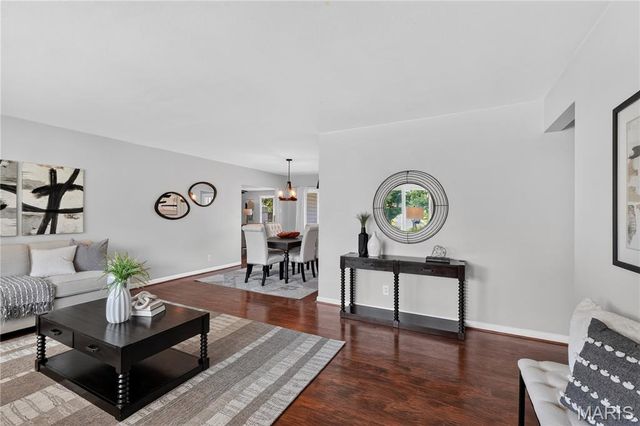8954 Westhaven Court, Crestwood, MO 63126