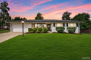 8954 Westhaven Court, Crestwood, MO 63126