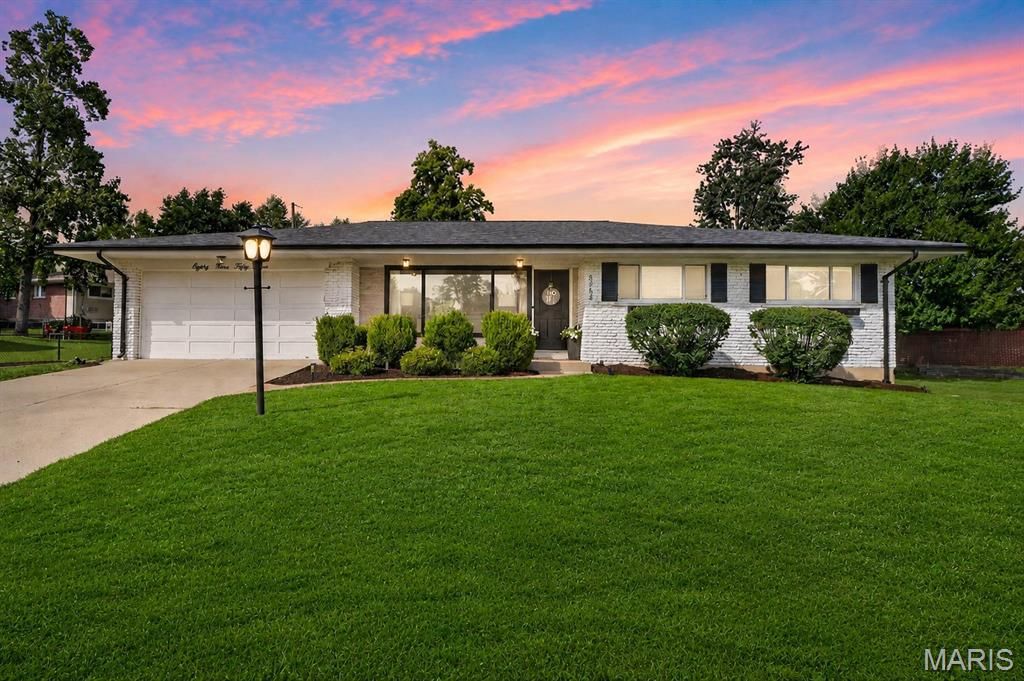 8954 Westhaven Court, Crestwood, MO 63126