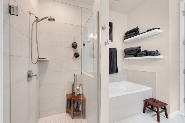 2280 MONTVIEW DRIVE, Clearwater, FL 33763