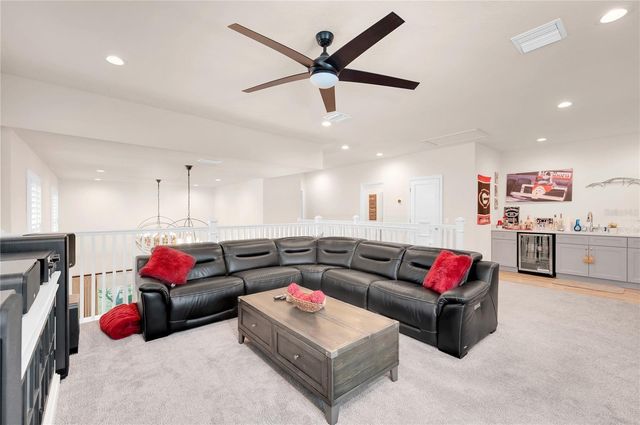 2280 MONTVIEW DRIVE, Clearwater, FL 33763