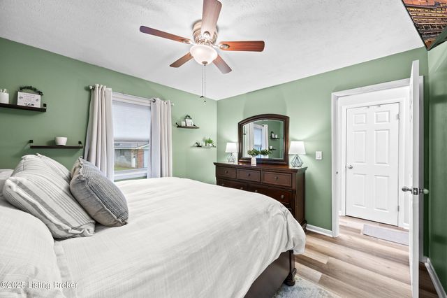 2312 Darrell Dr, Louisville, KY 40216