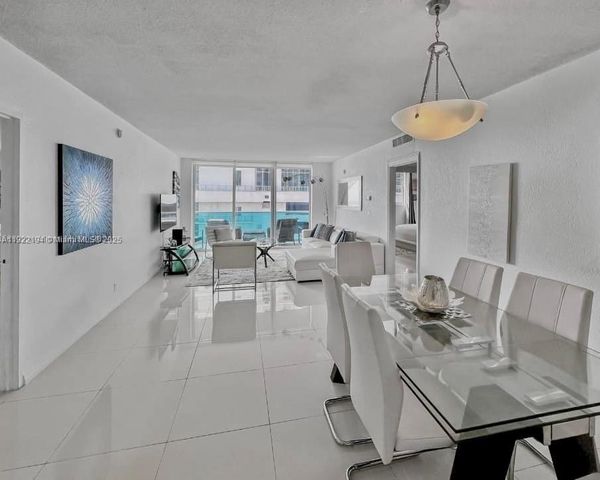 4001 S Ocean Dr 12N, Hollywood, FL 33019