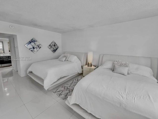 4001 S Ocean Dr 12N, Hollywood, FL 33019