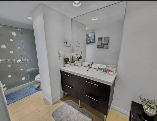 4001 S Ocean Dr 12N, Hollywood, FL 33019