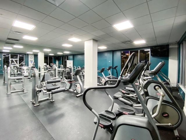 4001 S Ocean Dr 12N, Hollywood, FL 33019