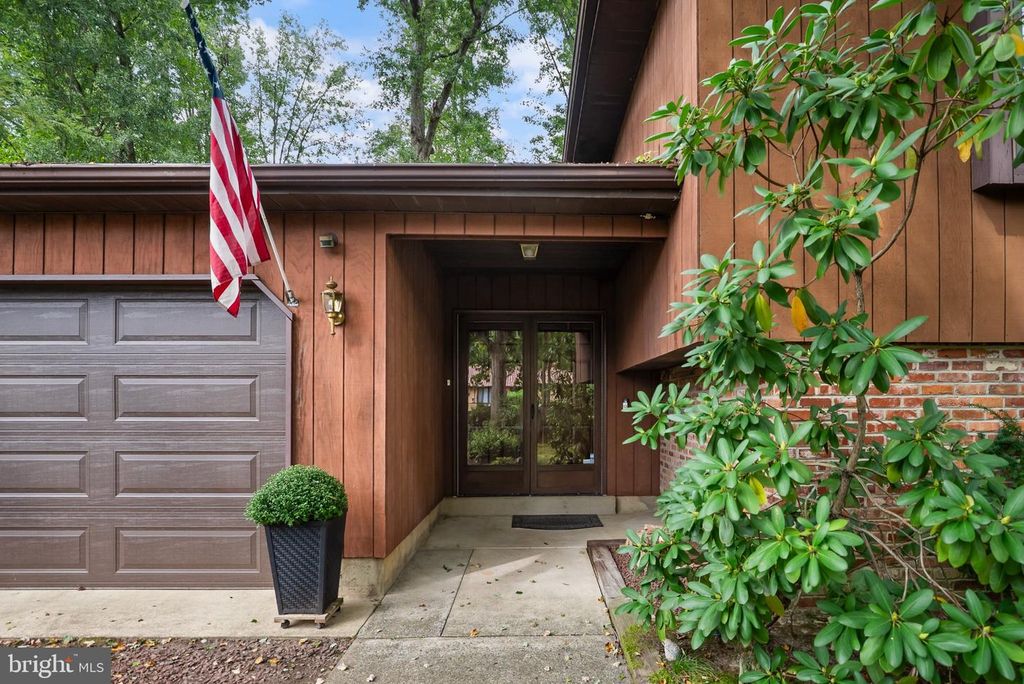 2 CHELSEA CT, MARLTON, NJ 08053 — photo 2