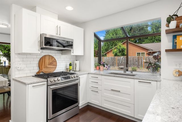 14001 279th Lane NE, Duvall, WA 98019