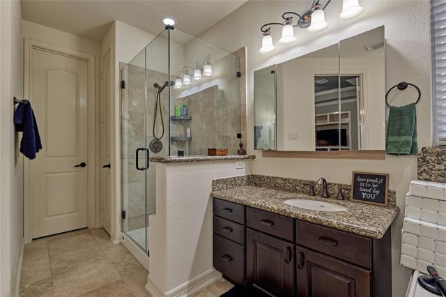 19089 Grandview Point, Montgomery, TX 77356