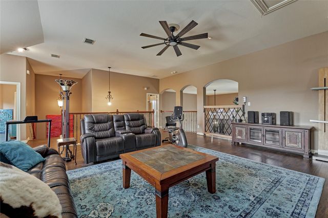 19089 Grandview Point, Montgomery, TX 77356