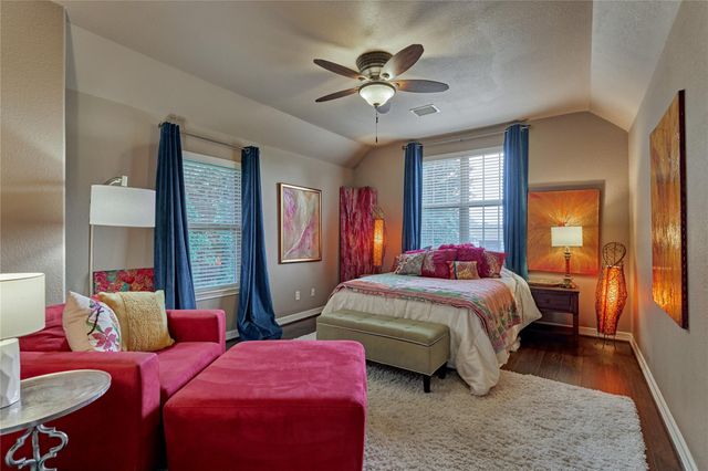 19089 Grandview Point, Montgomery, TX 77356