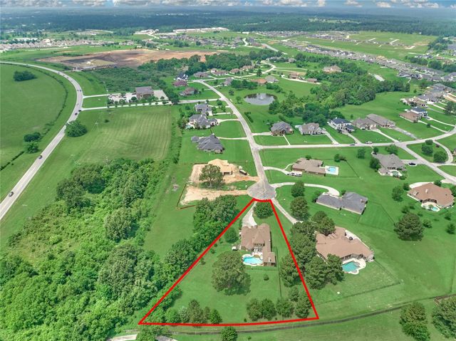 19089 Grandview Point, Montgomery, TX 77356