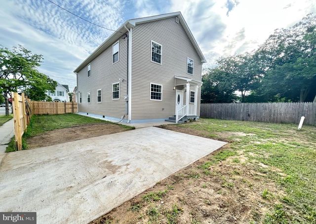 628 W 2ND STREET, Florence, NJ 08518