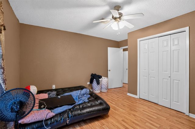 1019 Lamar Street, Liberty, TX 77575