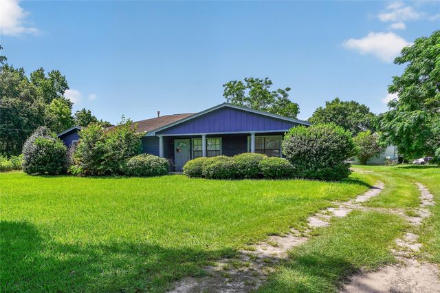 1019 Lamar Street, Liberty, TX 77575