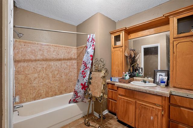 1019 Lamar Street, Liberty, TX 77575