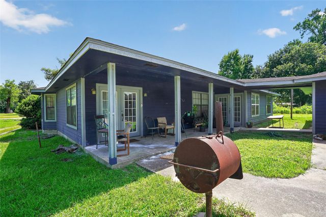 1019 Lamar Street, Liberty, TX 77575