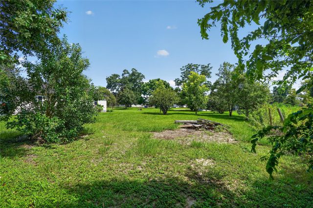 1019 Lamar Street, Liberty, TX 77575
