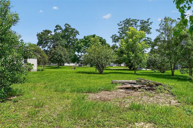 1019 Lamar Street, Liberty, TX 77575