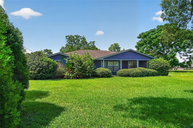 1019 Lamar Street, Liberty, TX 77575
