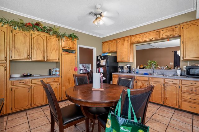 1019 Lamar Street, Liberty, TX 77575