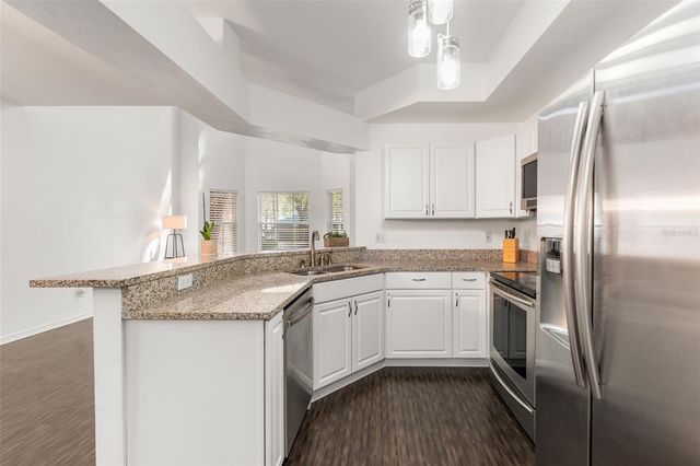 416 NW 50TH BOULEVARD, Gainesville, FL 32607