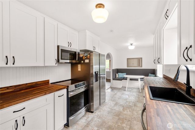 726 10th Avenue, Aberdeen, WA 98520