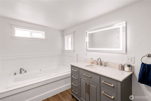726 10th Avenue, Aberdeen, WA 98520