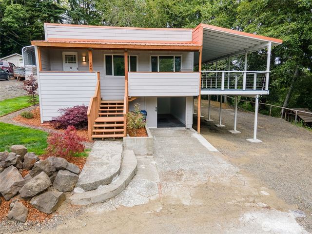 726 10th Avenue, Aberdeen, WA 98520