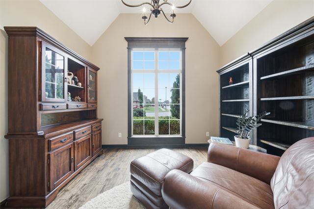 521 W 127th Street S, Jenks, OK 74037