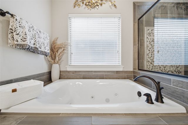 521 W 127th Street S, Jenks, OK 74037
