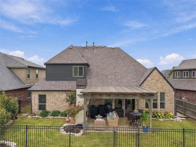 521 W 127th Street S, Jenks, OK 74037
