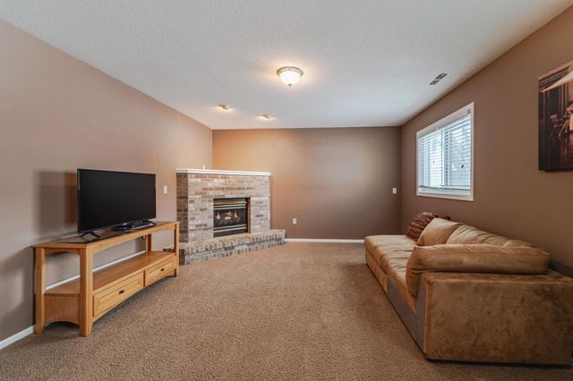 16241 Grinnell Avenue, Lakeville, MN 55044