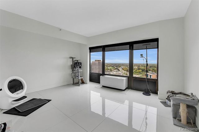 5000 Town Center Dr 2405, Southfield, MI 48075