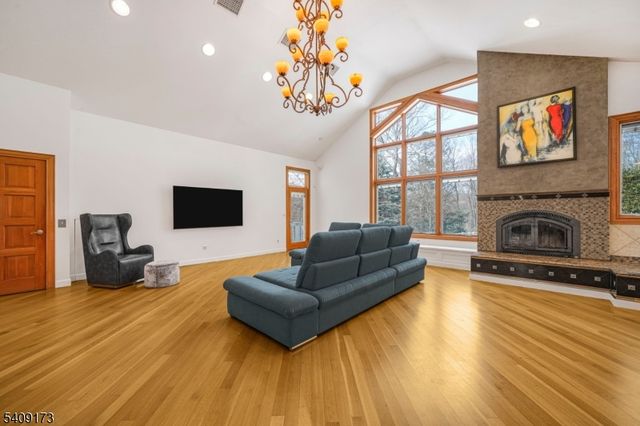 72 Stony Brook Rd, Montville Twp., NJ 07045